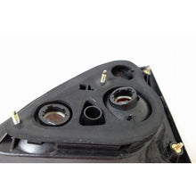 Load image into Gallery viewer, JDM TOYOTA HARRIER SXU1# ACU1# MCU1# (Lexus RX300) Taillight GENUINE OEM