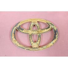 Load image into Gallery viewer, JDM TOYOTA CELSIOR UCF3# (Lexus LS430) KOUKI Front Grill Gold Emblem GENUINE OEM