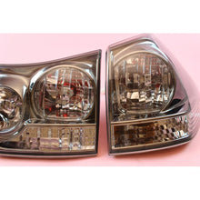 Load image into Gallery viewer, JDM TOYOTA HARRIER ACU3# MCU3# GSU3# (Lexus RX350) Taillight GENUINE OEM