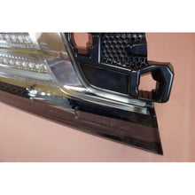 Load image into Gallery viewer, JDM TOYOTA VELLFIRE GGH3# ZENKI Taillight GENUINE OEM