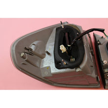 Load image into Gallery viewer, JDM TOYOTA HARRIER ACU3# MCU3# GSU3# (Lexus RX350) Taillight GENUINE OEM