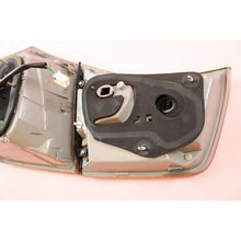 Load image into Gallery viewer, JDM TOYOTA HARRIER ACU3# MCU3# GSU3# (Lexus RX350) Taillight GENUINE OEM