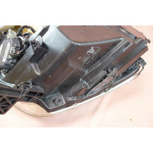 Load image into Gallery viewer, JDM NISSAN FUGA Y50 XV (Infiniti M35 M45) HID Xenon Headlight GENUINE OEM