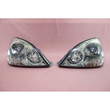 Load image into Gallery viewer, JDM TOYOTA CELSIOR UCF3# ZENKI HID HEADLIGHT 2000-2003 GENUINE OEM