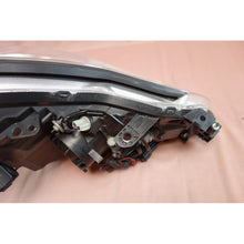 Load image into Gallery viewer, JDM NISSAN FUGA Y50 350GT (Infiniti M35 M45) HID Xenon Headlight GENUINE OEM