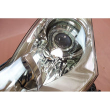 Load image into Gallery viewer, JDM NISSAN FUGA Y50 XV (Infiniti M35 M45) HID Xenon Headlight GENUINE OEM