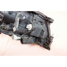 Load image into Gallery viewer, JDM NISSAN FUGA Y50 XV (Infiniti M35 M45) HID Xenon Headlight GENUINE OEM