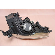 Load image into Gallery viewer, JDM NISSAN FUGA Y50 XV (Infiniti M35 M45) HID Xenon Headlight GENUINE OEM