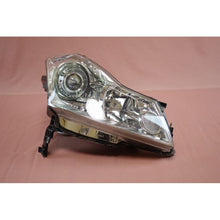 Load image into Gallery viewer, JDM NISSAN FUGA Y50 XV (Infiniti M35 M45) HID Xenon Headlight GENUINE OEM