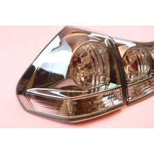 Load image into Gallery viewer, JDM TOYOTA HARRIER ACU3# MCU3# GSU3# (Lexus RX350) Taillight GENUINE OEM