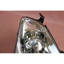 Load image into Gallery viewer, JDM NISSAN FUGA Y50 XV (Infiniti M35 M45) HID Xenon Headlight GENUINE OEM