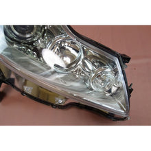 Load image into Gallery viewer, JDM NISSAN FUGA Y50 350GT (Infiniti M35 M45) HID Xenon Headlight GENUINE OEM