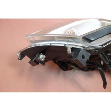 Load image into Gallery viewer, JDM NISSAN FUGA Y50 350GT (Infiniti M35 M45) HID Xenon Headlight GENUINE OEM