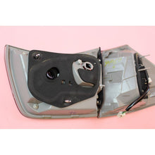 Load image into Gallery viewer, JDM TOYOTA HARRIER ACU3# MCU3# GSU3# (Lexus RX350) Taillight GENUINE OEM