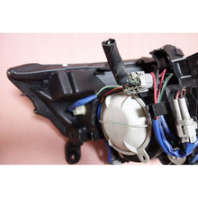 Load image into Gallery viewer, JDM NISSAN Murano Z50 Xenon HID Headlight GENUINE OEM