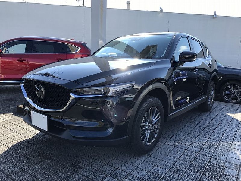 Improvements model and special edition model Black Tone Edition of CX-5 has been released.