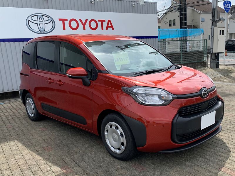Toyota SIENTA undergoes a full model change!