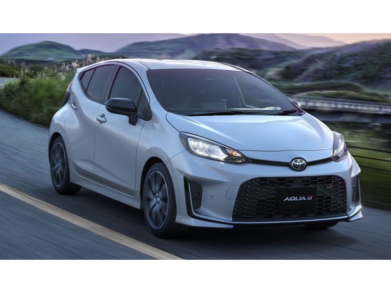 Added Toyota Aqua GR SPORT. Released on November 29th!