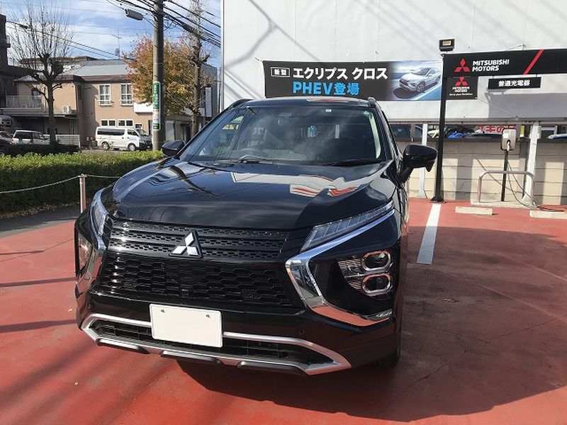 Mitsubishi Motors has redesigned the crossover SUV Eclipse Cross and release a new PHEV model.