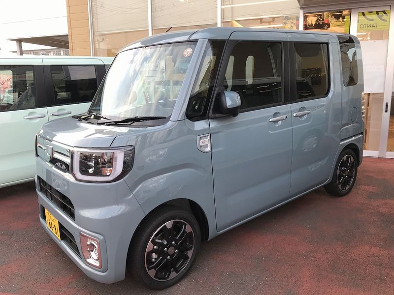 Partially improved DAIHATSU WAKE.